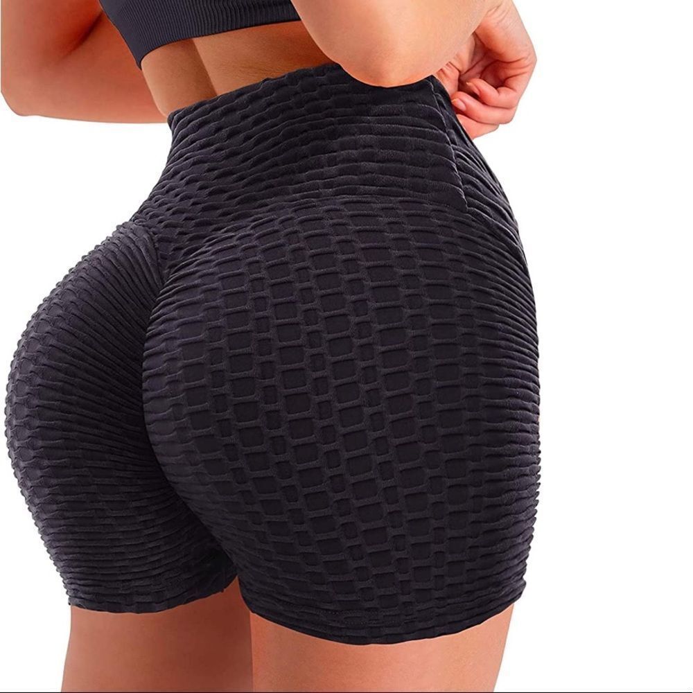 NWT High Waisted TikTok Leggings - Black